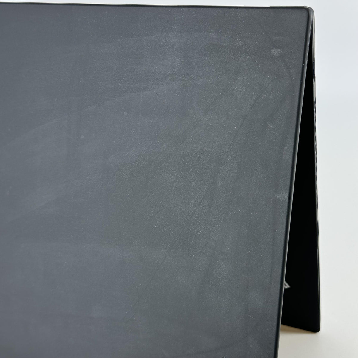 Lenovo ThinkPad T14 Gen 1 Black 1.8 GHz Intel Core i7 10th Gen. 16GB RAM 512GB Solid State Drive