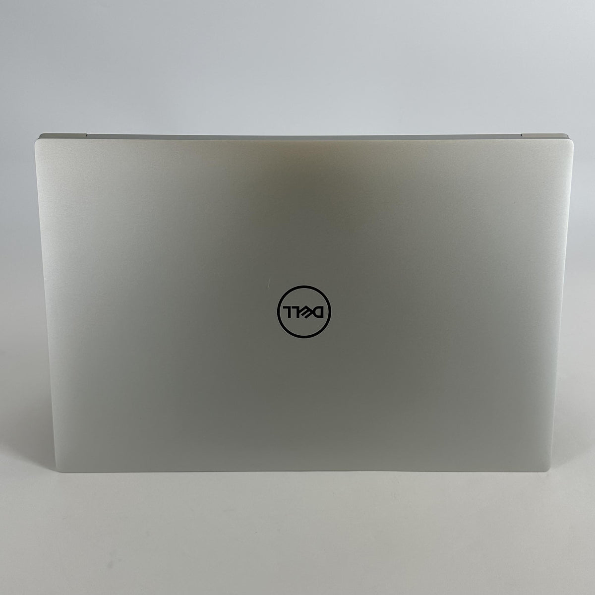 XPS 16 9640 Platinum 2.5 GHz Intel Core Ultra 9 32GB RAM 1TB Solid State Drive NVIDIA GeForce RTX 4070 8 GB
