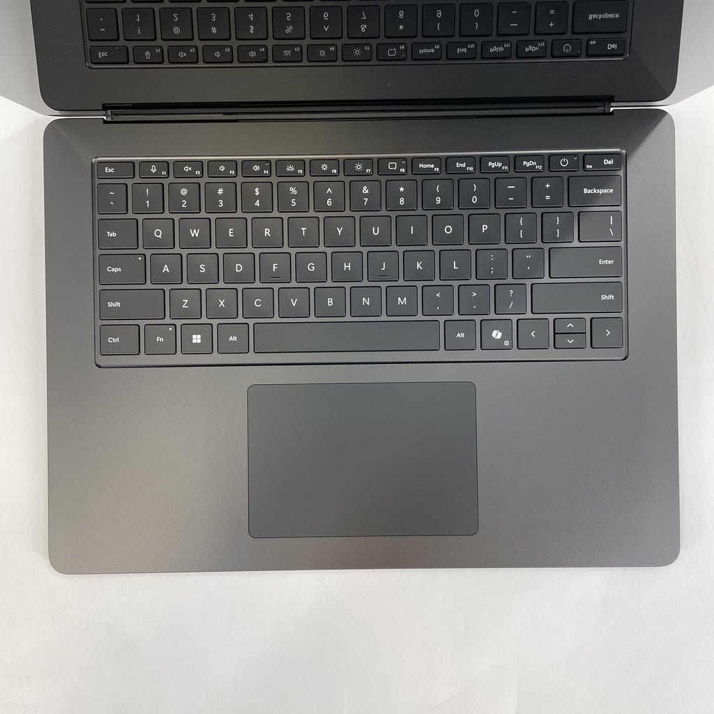 Microsoft Surface Laptop 7 15 Black 2.2 GHz Intel Core Ultra 7 Series 2 16GB RAM 256GB Solid State Drive