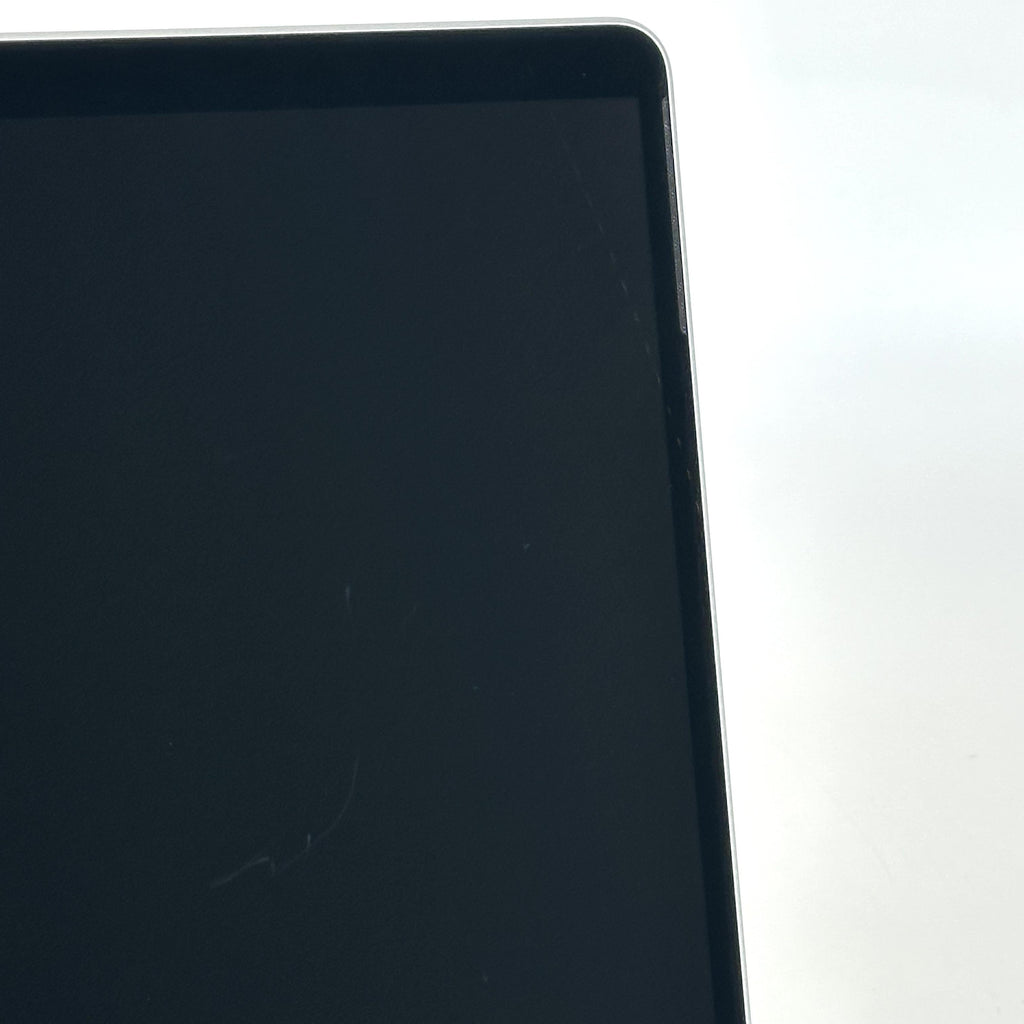 Microsoft Surface Pro 9 13 Silver WiFi 2.5 GHz Intel Core i5 12th Gen. 8GB RAM 256GB Solid State Drive