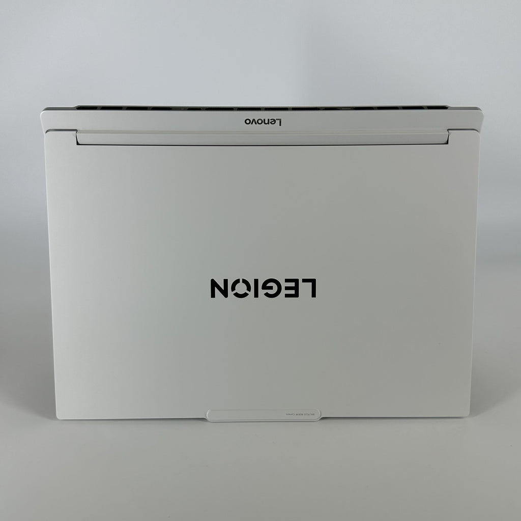 Lenovo Legion 7i Gen 10 16 White 2.4 GHz Intel Core Ultra 7 Series 2 32GB RAM 1TB Solid State Drive NVIDIA GeForce RTX 5060 8 GB