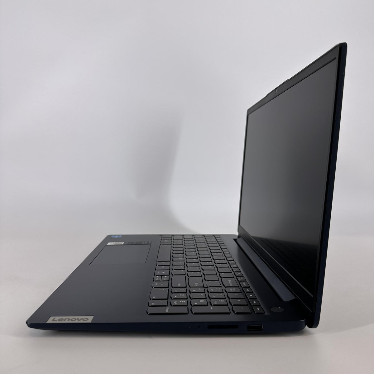 Lenovo IdeaPad 3i 15.6 Blue 1.2 GHz Intel Core i3 12th Gen. 8GB RAM 512GB Solid State Drive