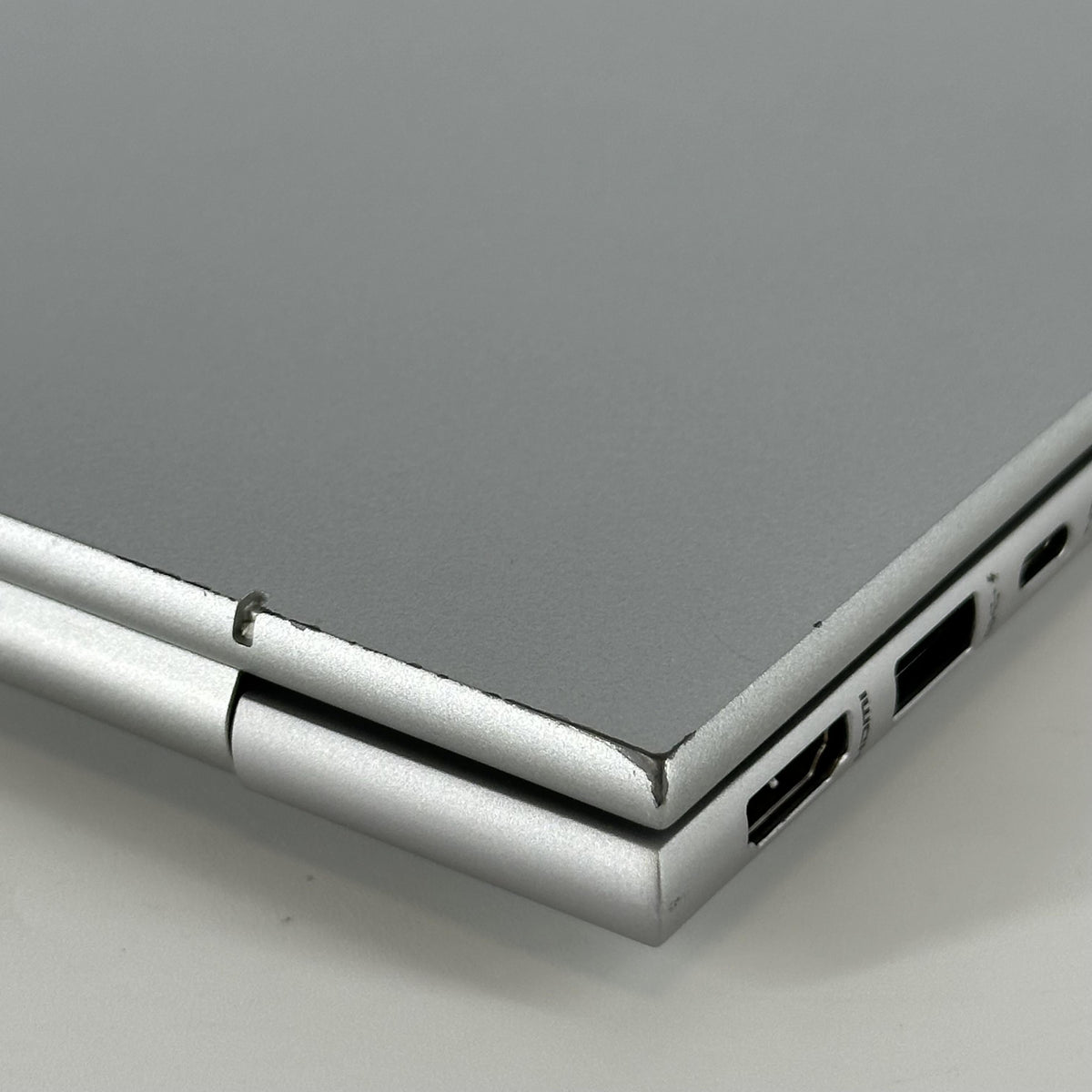 HP Elitebook 840 G10 14 Silver 1.9 GHz Intel Core i7 13th Gen. 16GB RAM 512GB Solid State Drive