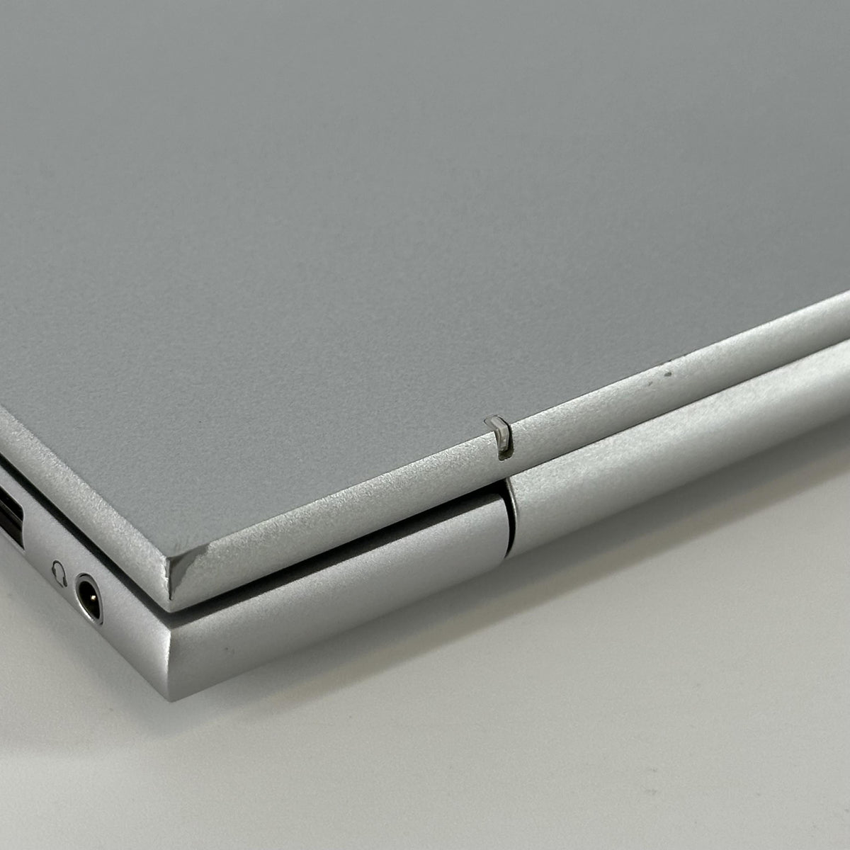 HP Elitebook 840 G10 14 Silver 1.9 GHz Intel Core i7 13th Gen. 16GB RAM 512GB Solid State Drive