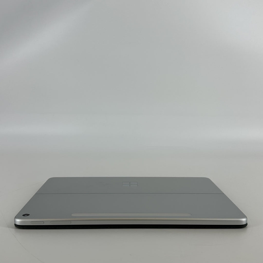 Microsoft Surface Pro 12 Silver WiFi 3.3 GHz Qualcomm Snapdragon X Plus 16GB RAM 256GB UniversalFlashStorage