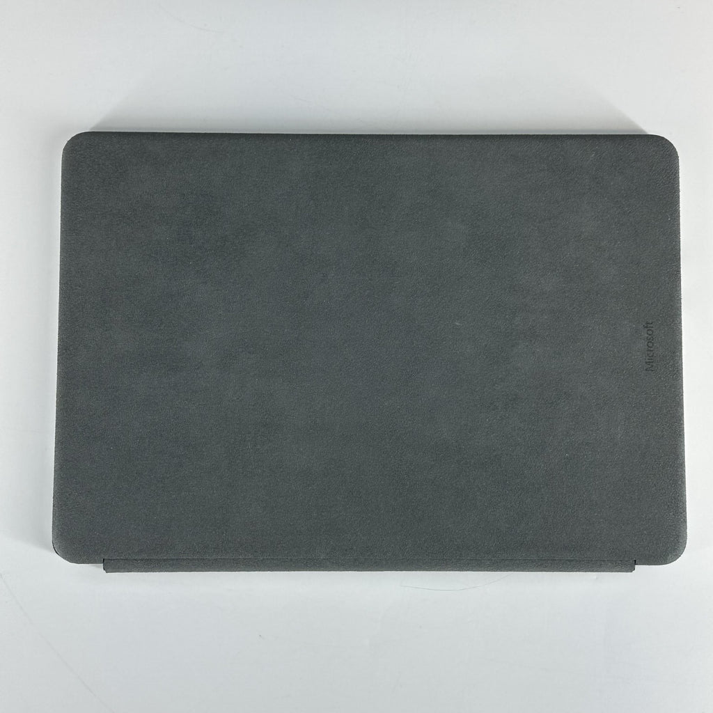Microsoft Surface Pro 12 Silver WiFi 3.3 GHz Qualcomm Snapdragon X Plus 16GB RAM 256GB UniversalFlashStorage
