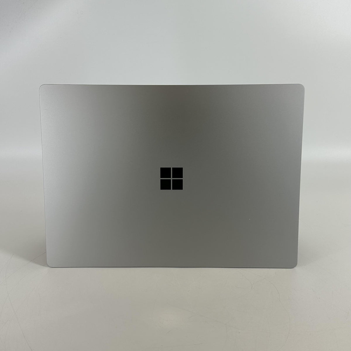 Surface Laptop 6 15 Platinum 3.8 GHz Intel Core Ultra 7 32GB RAM 1TB Solid State Drive