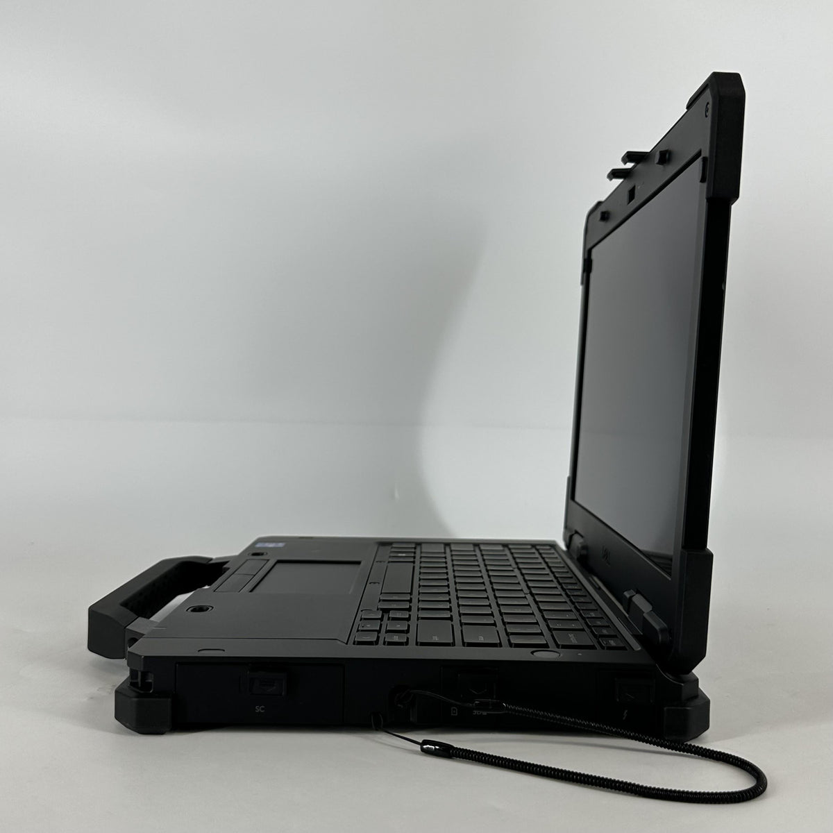Dell Latitude 7330 Rugged Extreme 13.3 Black WiFi 3.0 GHz Intel Core i7 11th Gen. 16GB RAM 512GB Solid State Drive
