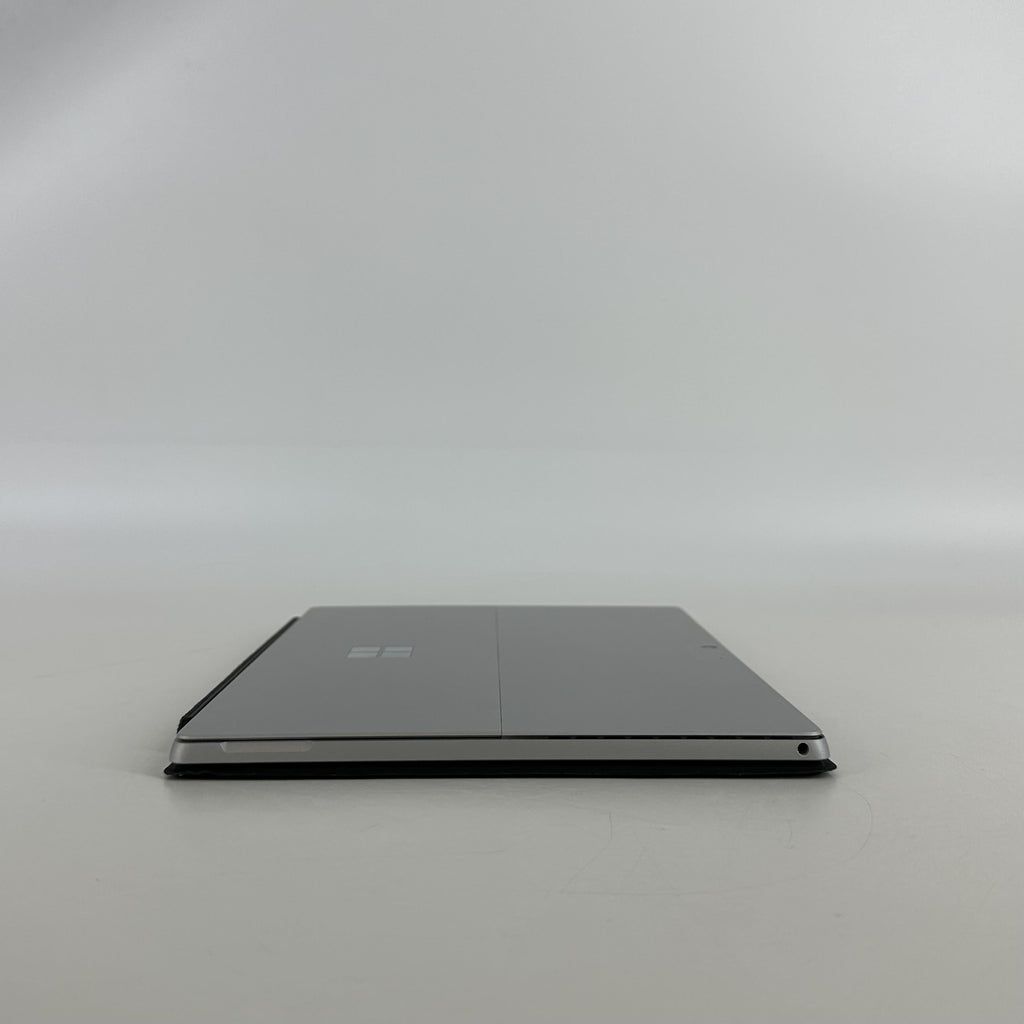 Microsoft Surface Pro 7 Plus 12.3 Silver WiFi 2.4 GHz Intel Core i5 11th Gen. 8GB RAM 128GB Solid State Drive