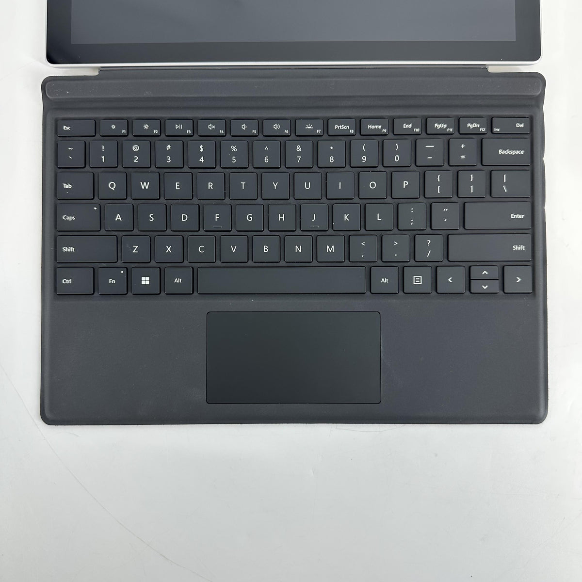 Microsoft Surface Pro 7 Plus 12.3 Silver WiFi 2.4 GHz Intel Core i5 11th Gen. 8GB RAM 128GB Solid State Drive