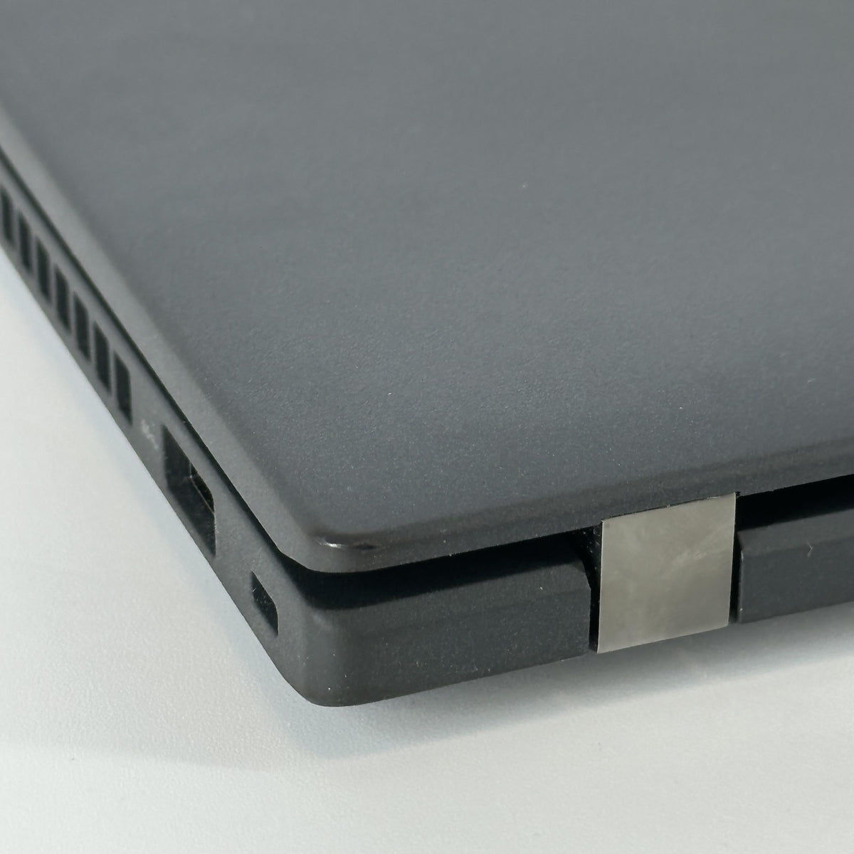 Lenovo ThinkPad T14s Gen 3 Gray 1.3 GHz Intel Core i5 12th Gen. 24GB RAM 512GB Solid State Drive
