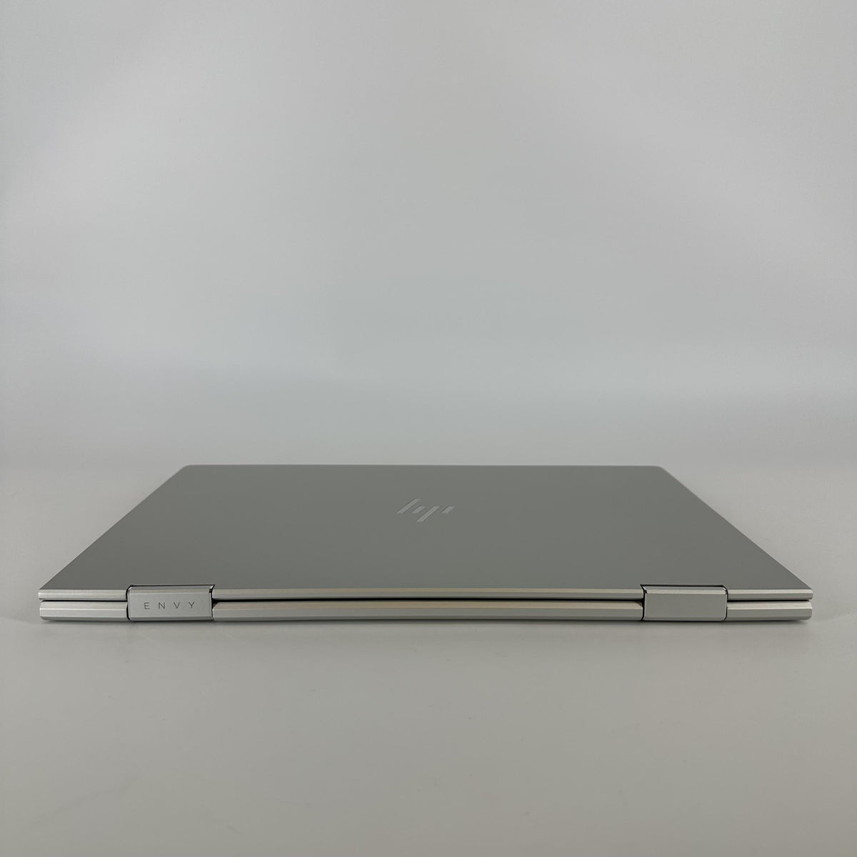 HP Envy x360 15.6 Silver 1.6 GHz Intel Core i5 8th Gen. 8GB RAM 256GB Solid State Drive