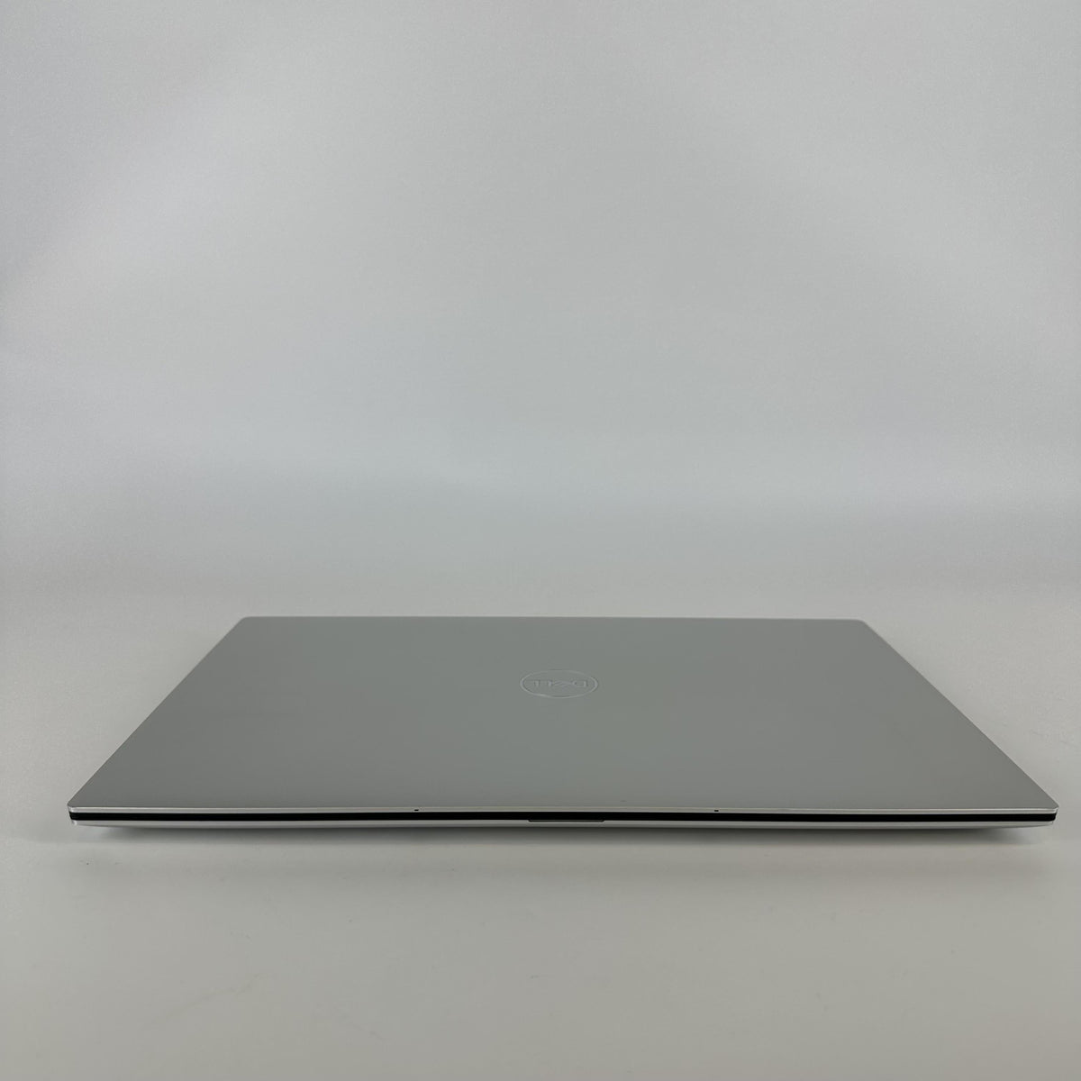 Dell XPS 15 9530 Silver 2.4 GHz Intel Core i7 13th Gen. 64GB RAM 1TB Solid State Drive NVIDIA GeForce RTX 4050 6 GB