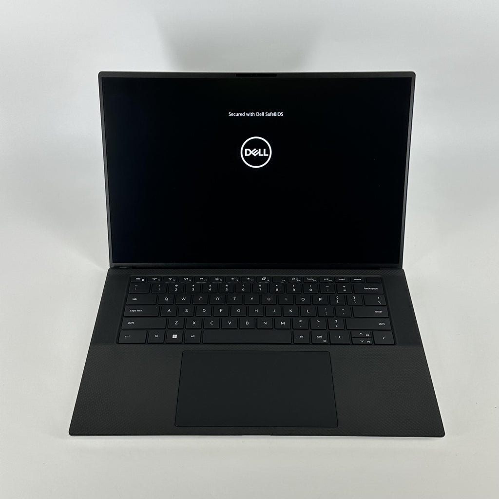 Dell XPS 15 9520 Silver 2.3 GHz Intel Core i7 12th Gen. 32GB RAM 512GB Solid State Drive NVIDIA GeForce RTX 3050 4 GB