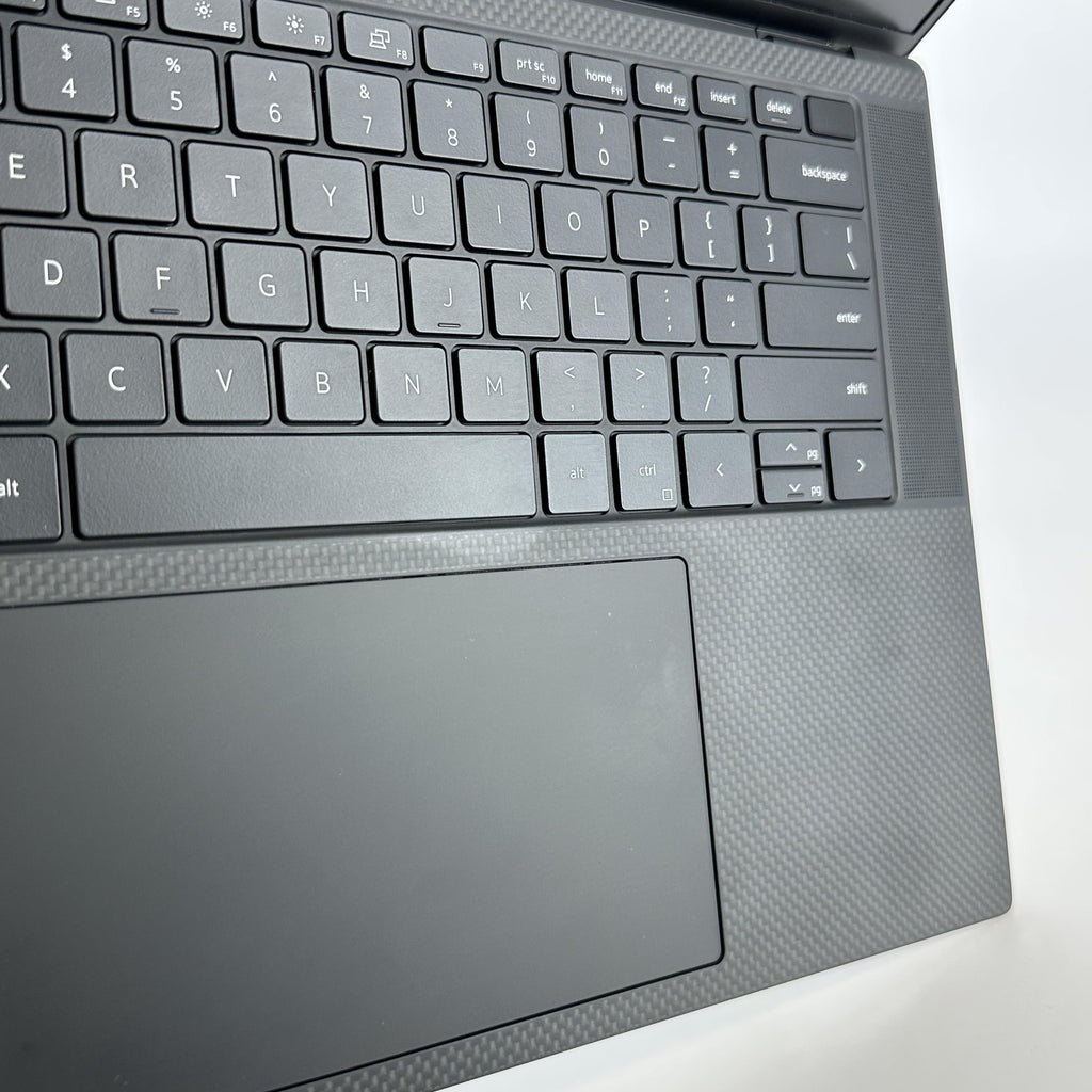 Dell XPS 15 9520 Silver 2.3 GHz Intel Core i7 12th Gen. 32GB RAM 512GB Solid State Drive NVIDIA GeForce RTX 3050 4 GB