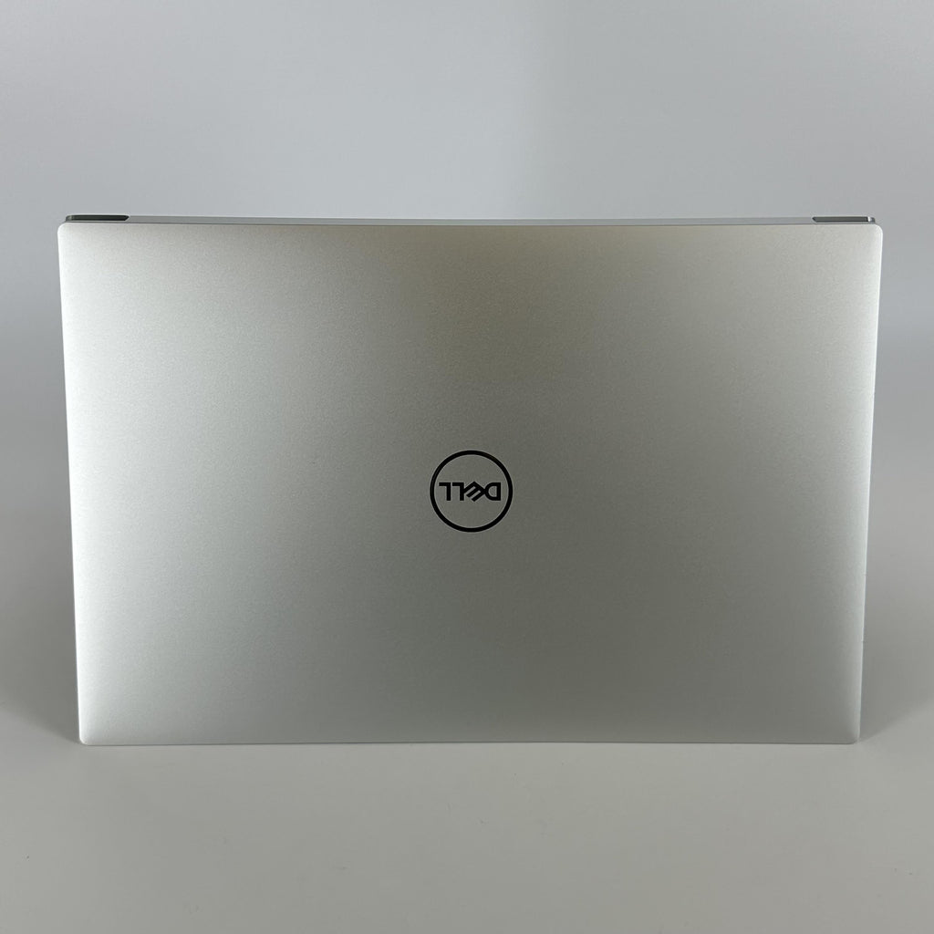 Dell XPS 15 9520 Silver 2.3 GHz Intel Core i7 12th Gen. 32GB RAM 512GB Solid State Drive NVIDIA GeForce RTX 3050 4 GB