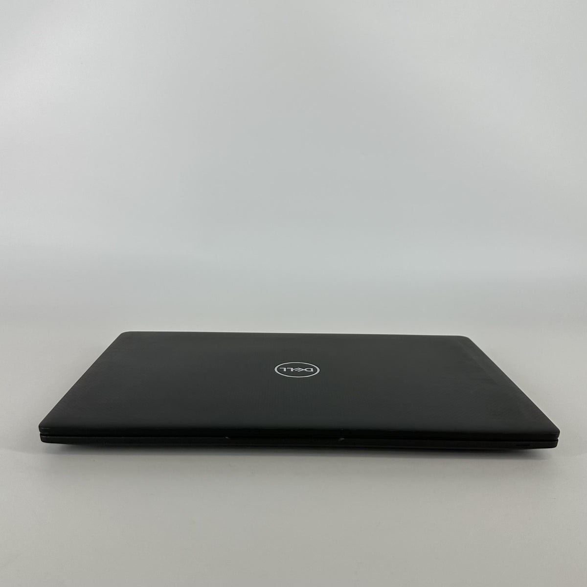 Dell Latitude 7430 14 Gray 2.2 GHz Intel Core i7 12th Gen. 16GB RAM 512GB Solid State Drive