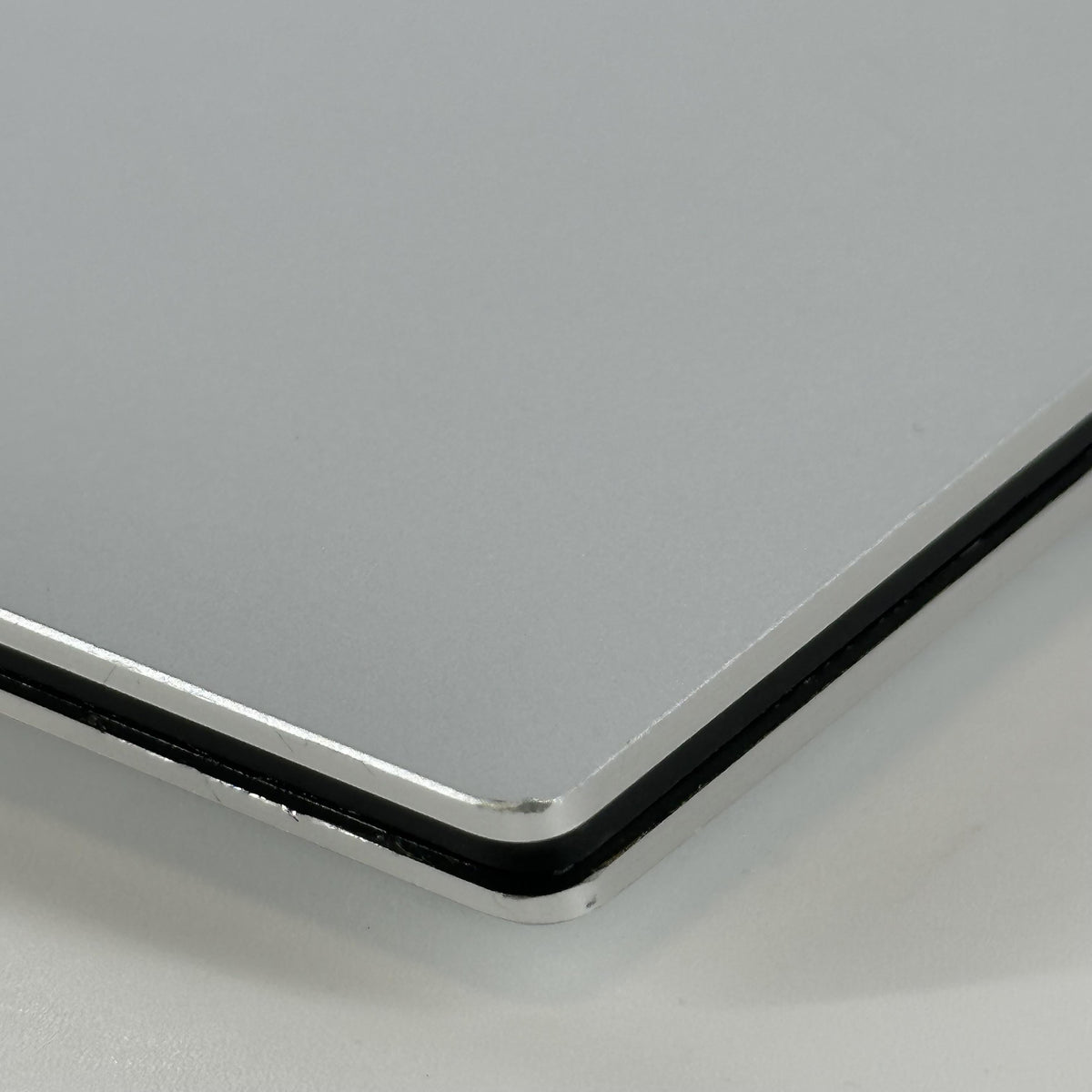 Dell XPS 17 9710 Silver 2.5 GHz Intel Core i9 11th Gen. 32GB RAM 1TB Solid State Drive NVIDIA GeForce RTX 3060 6 GB
