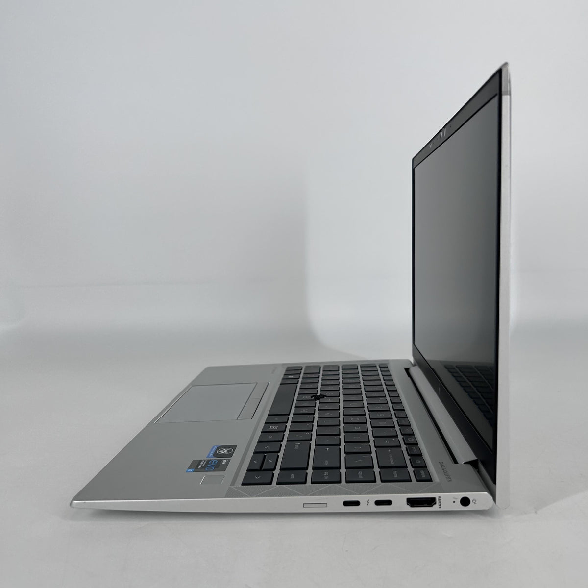HP Elitebook 840 G8 14 Silver 3.0 GHz Intel Core i7 11th Gen. 16GB RAM 512GB Solid State Drive