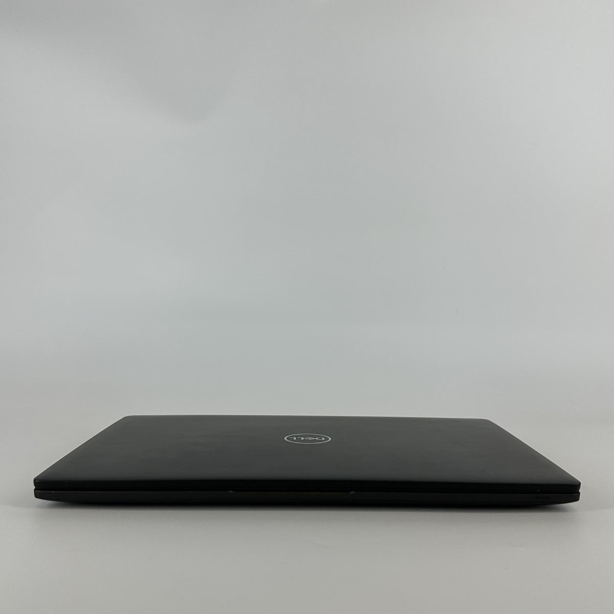 Dell Latitude 7430 14 Black 1.7 GHz Intel Core i7 12th Gen. 16GB RAM 512GB Solid State Drive