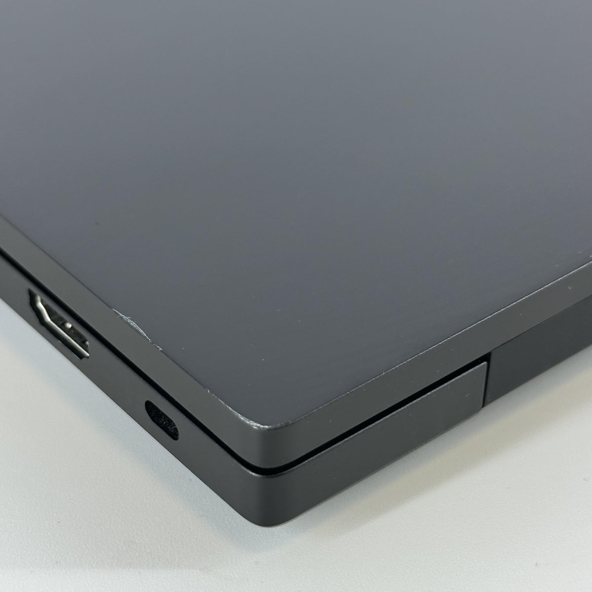 Razer Blade 18 2024 Black 2.2 GHz Intel Core i9 14th Gen. 64GB RAM 2TB Solid State Drive 2TB Solid State Drive NVIDIA GeForce RTX 4090 16 GB