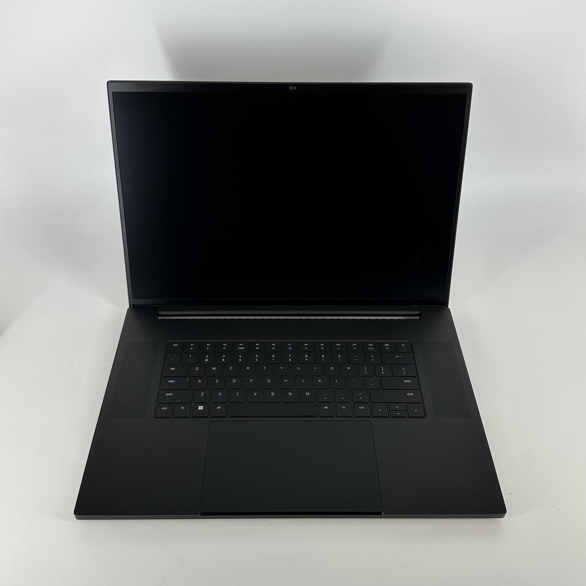 Razer Blade 18 2024 Black 2.2 GHz Intel Core i9 14th Gen. 64GB RAM 2TB Solid State Drive 2TB Solid State Drive NVIDIA GeForce RTX 4090 16 GB