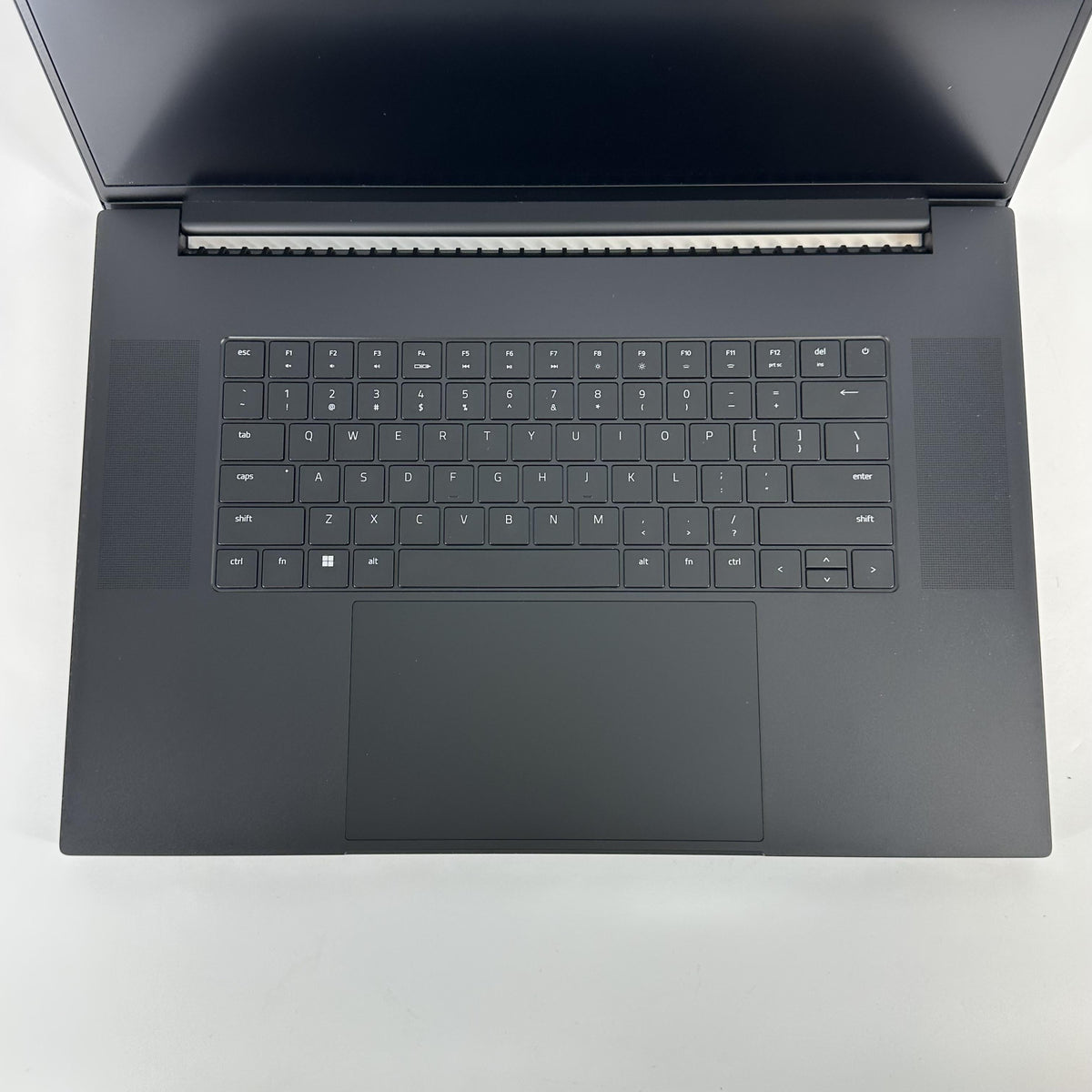 Razer Blade 18 2024 Black 2.2 GHz Intel Core i9 14th Gen. 64GB RAM 2TB Solid State Drive 2TB Solid State Drive NVIDIA GeForce RTX 4090 16 GB