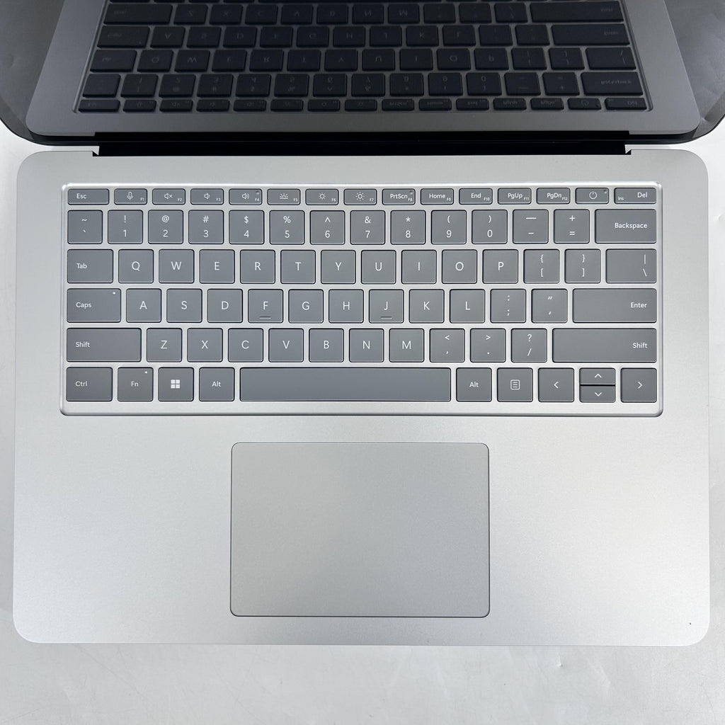 Microsoft Surface Laptop Studio 2 14.4 Silver 2.9 GHz Intel Core i7 13th Gen. 64GB RAM 2TB Solid State Drive NVIDIA GeForce RTX 4060 8 GB