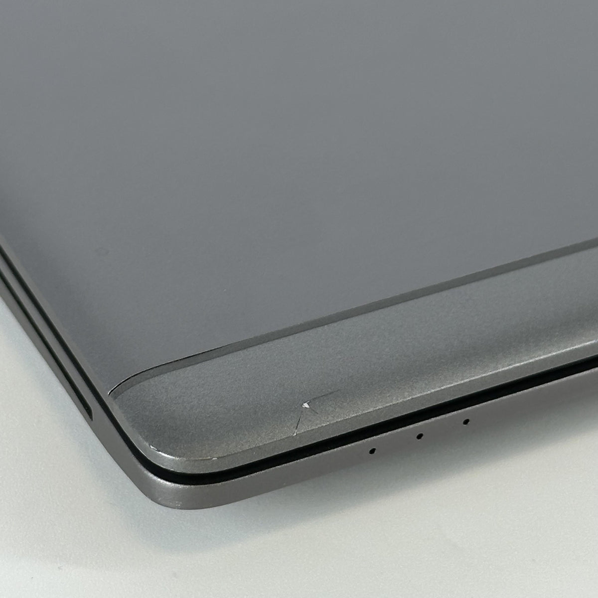 HP ZBook 14u G6 Gray 1.8 GHz Intel Core i7 8th Gen. 32GB RAM 512GB Solid State Drive AMD Radeon Pro WX3200 4 GB
