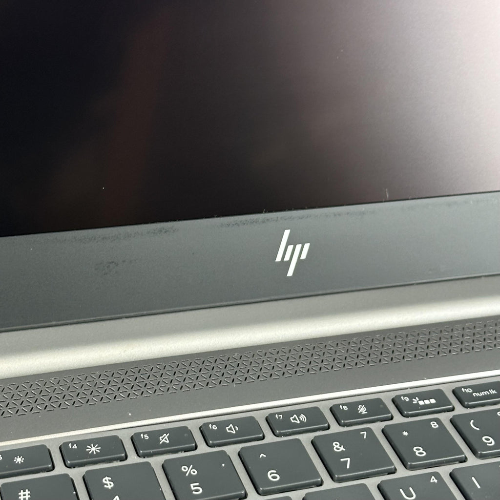 HP ZBook 14u G6 Gray 1.8 GHz Intel Core i7 8th Gen. 32GB RAM 512GB Solid State Drive AMD Radeon Pro WX3200 4 GB