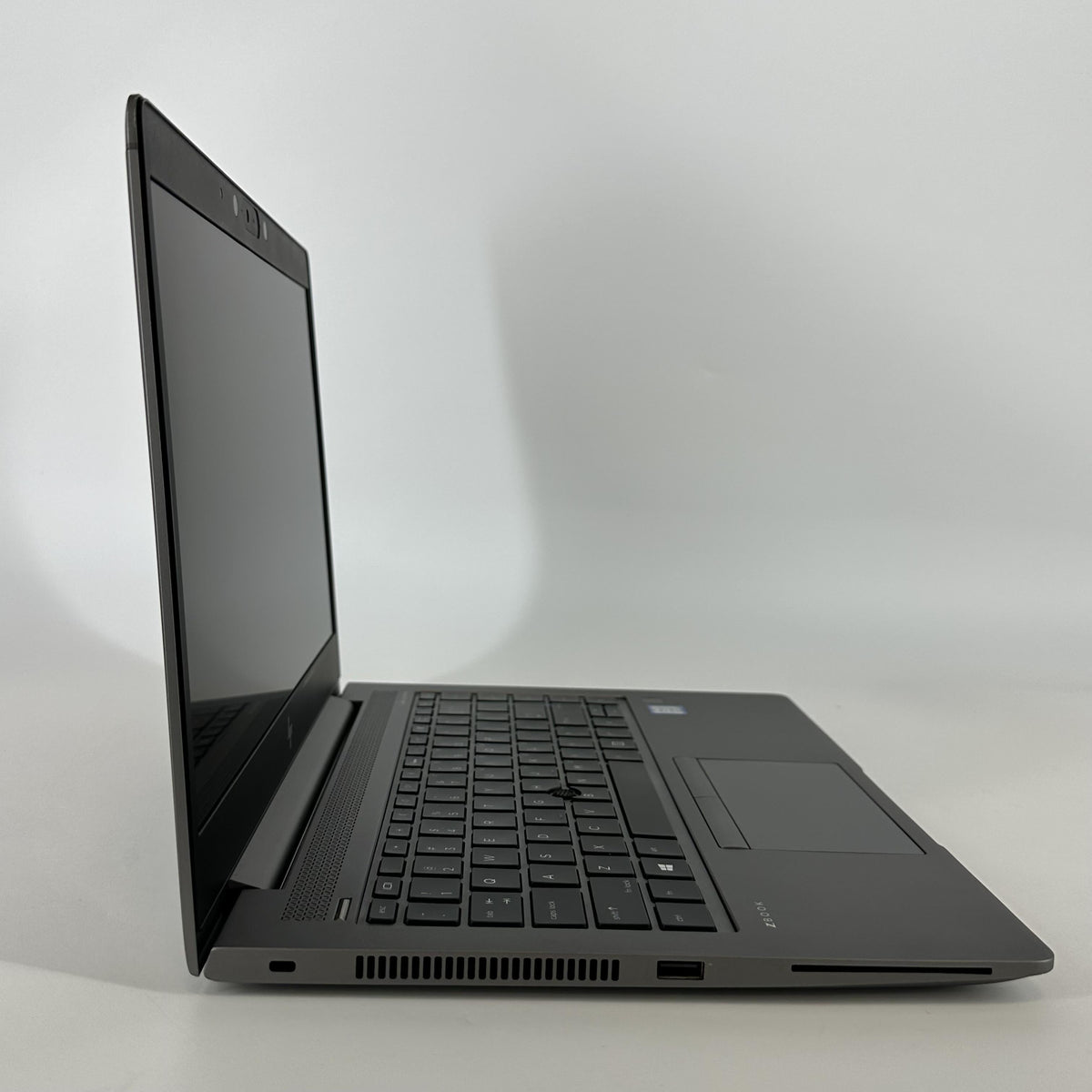 HP ZBook 14u G6 Gray 1.8 GHz Intel Core i7 8th Gen. 32GB RAM 512GB Solid State Drive AMD Radeon Pro WX3200 4 GB