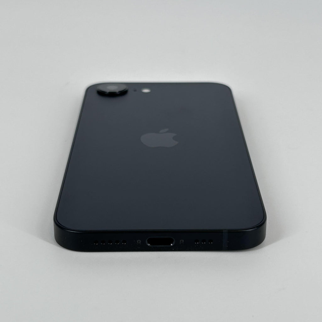 iPhone 16e 128GB Black (Straight Talk)