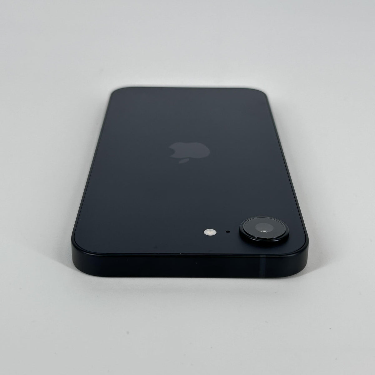iPhone 16e 128GB Black (Straight Talk)