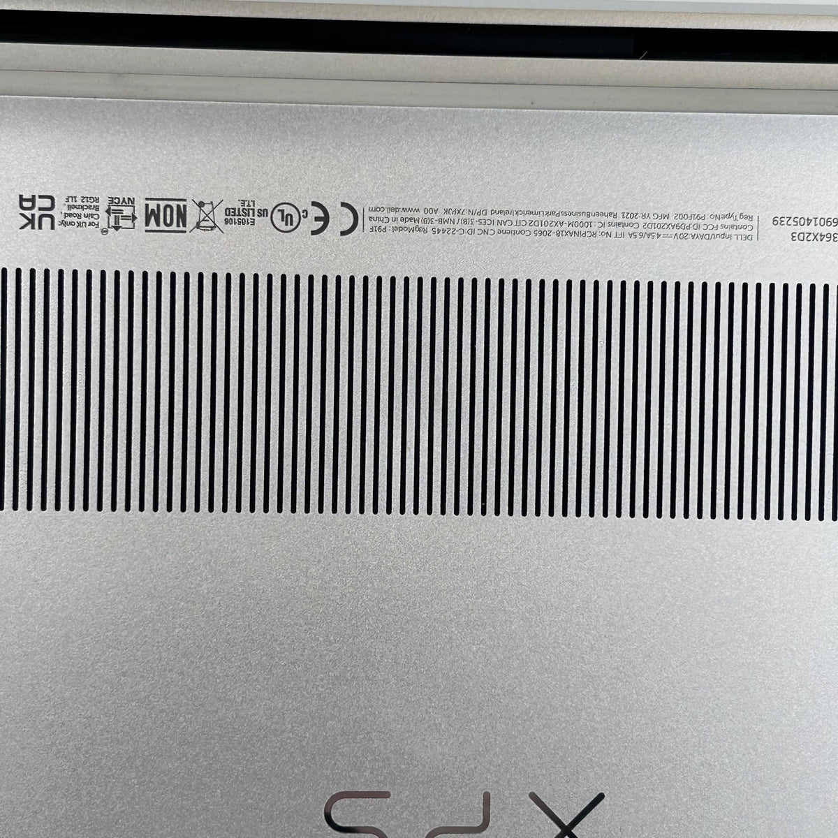 XPS 15 9510 Silver 2.3 GHz Intel Core i7 11th Gen. 16GB RAM 512GB Solid State Drive NVIDIA GeForce RTX 3050 Ti 4 GB