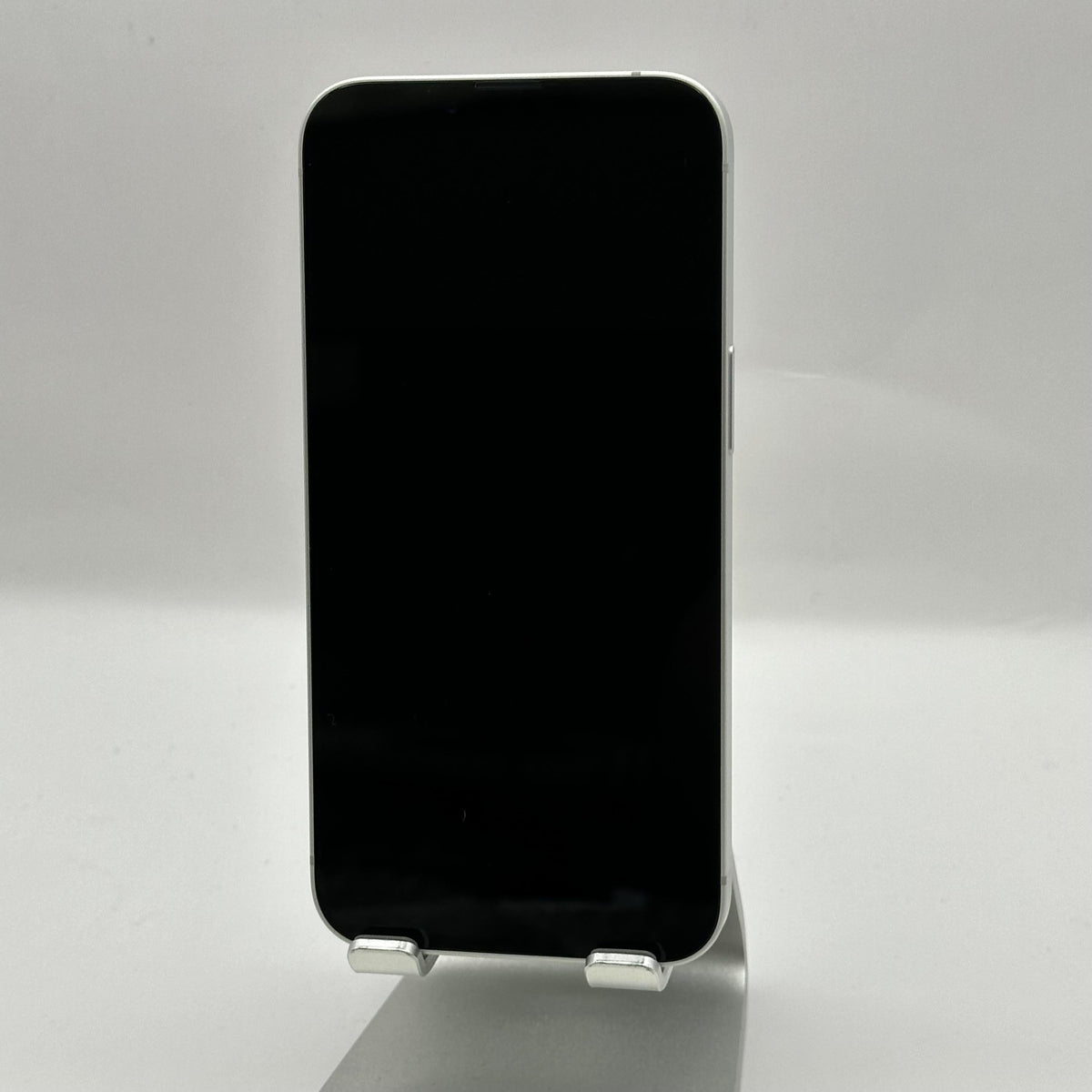 iPhone 16e 128GB White (U.S. Cellular)