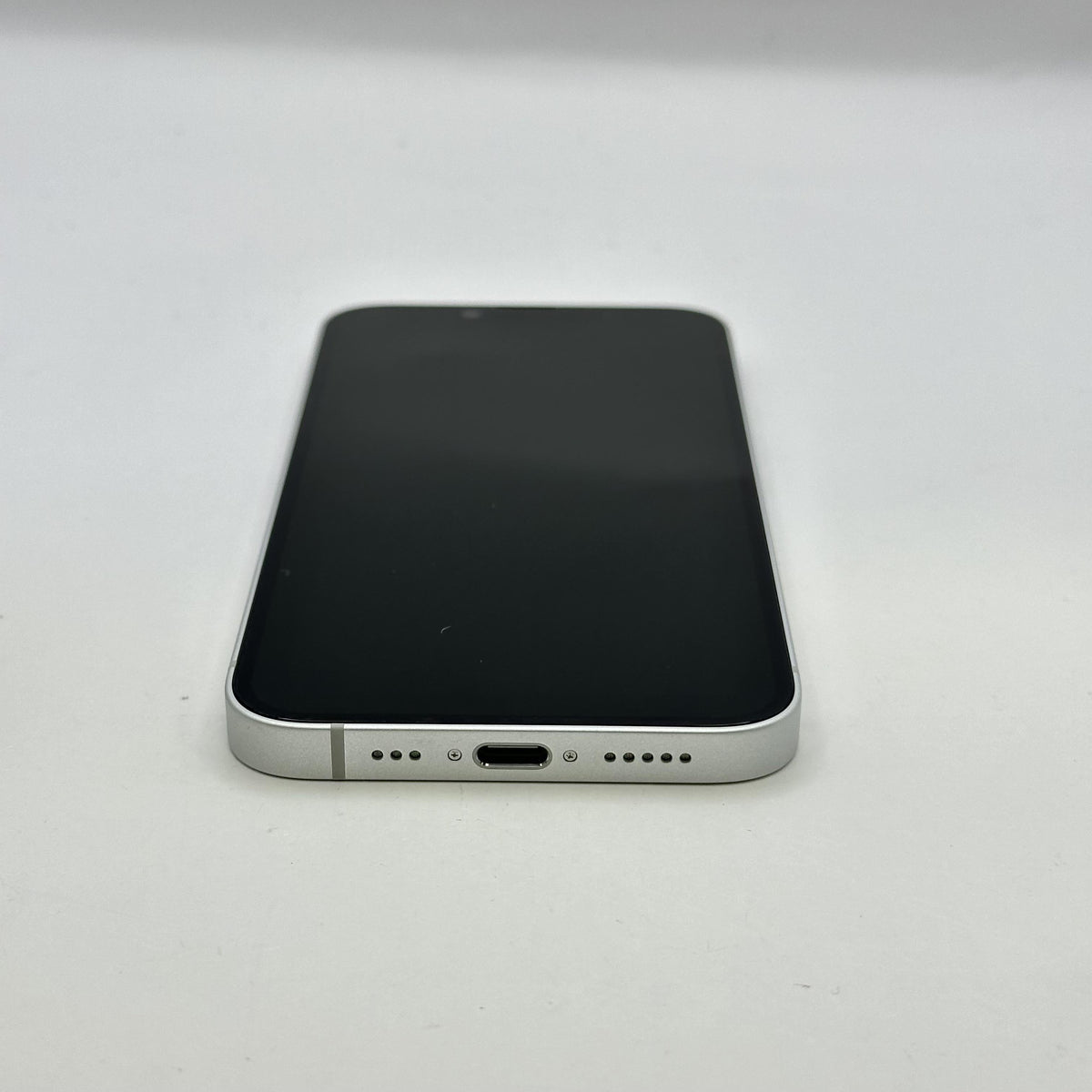 iPhone 16e 128GB White (U.S. Cellular)