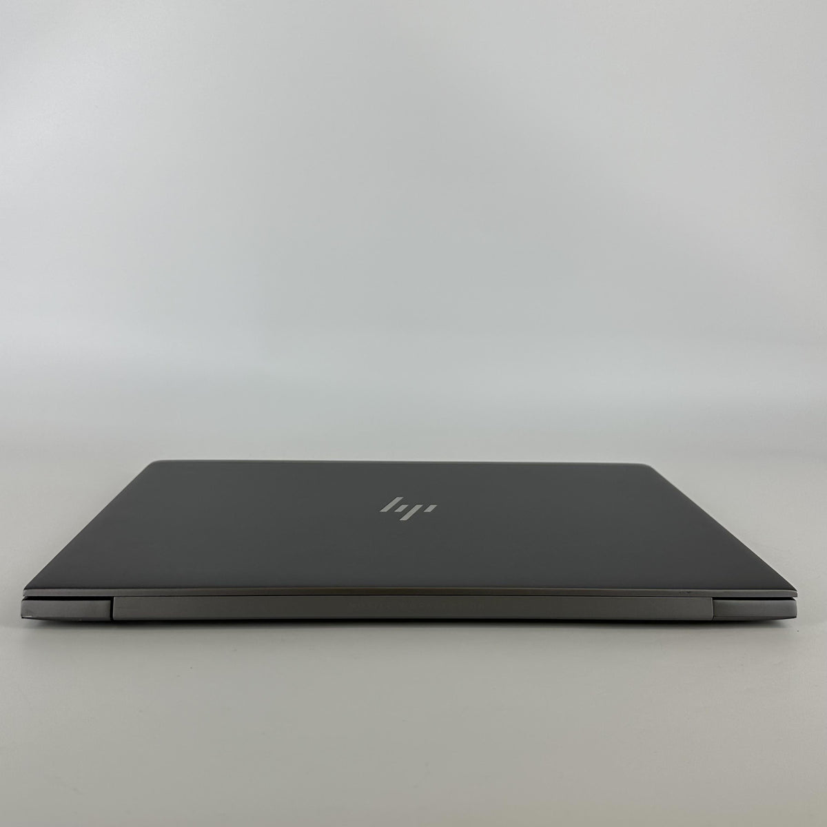 HP ZBook 15u G6 Gray 1.8 GHz Intel Core i7 8th Gen. 16GB RAM 512GB Solid State Drive AMD Radeon Pro WX3200 4 GB