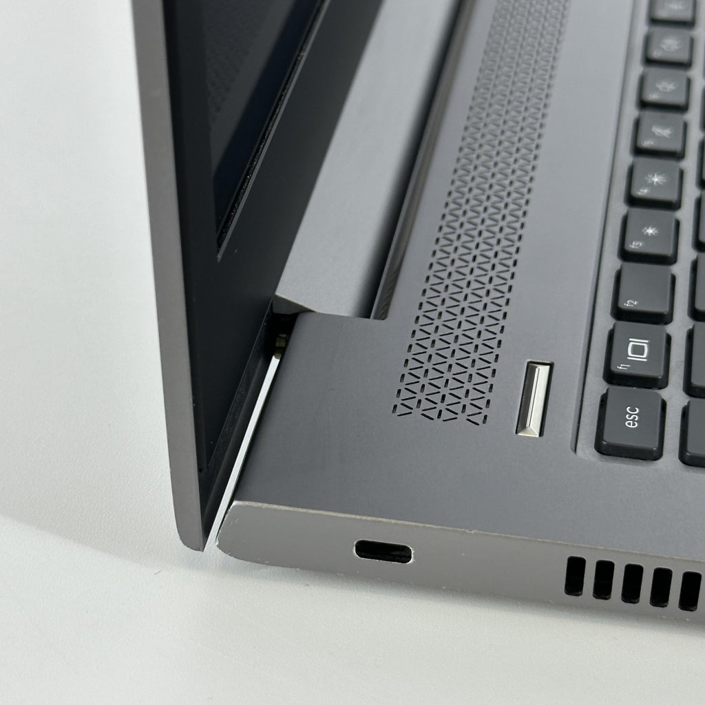 HP ZBook 15u G6 Gray 1.8 GHz Intel Core i7 8th Gen. 16GB RAM 512GB Solid State Drive AMD Radeon Pro WX3200 4 GB