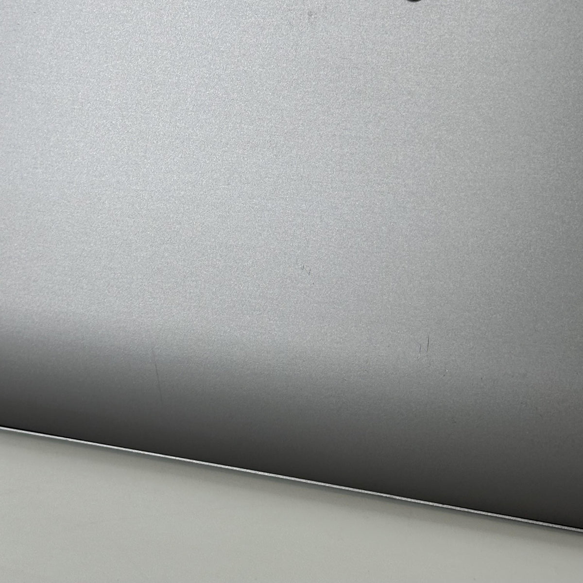 HP ZBook 15u G6 Gray 1.8 GHz Intel Core i7 8th Gen. 16GB RAM 512GB Solid State Drive AMD Radeon Pro WX3200 4 GB