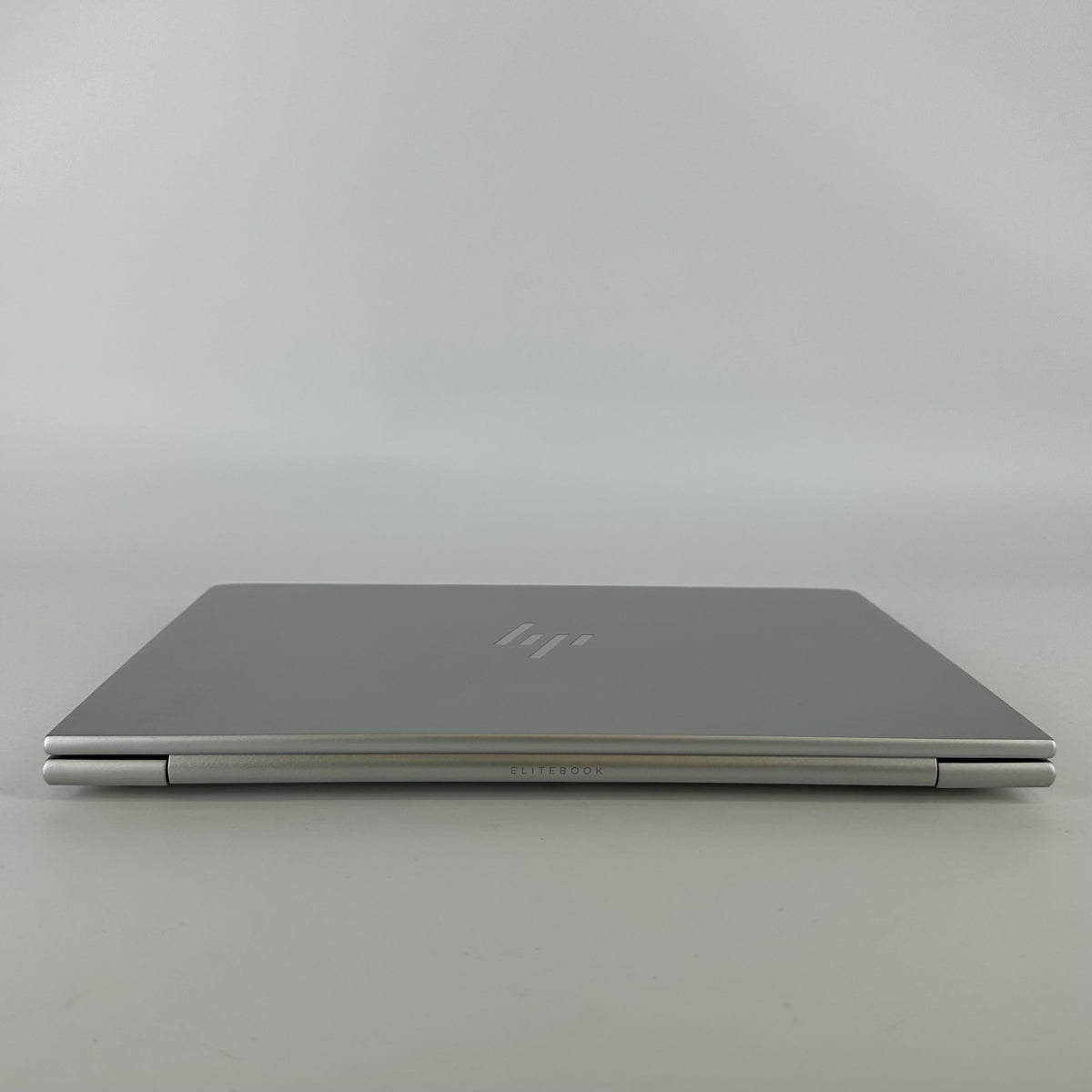 HP Elitebook 840 G10 14 Silver 1.9 GHz Intel Core i7 13th Gen. 32GB RAM 1TB Solid State Drive
