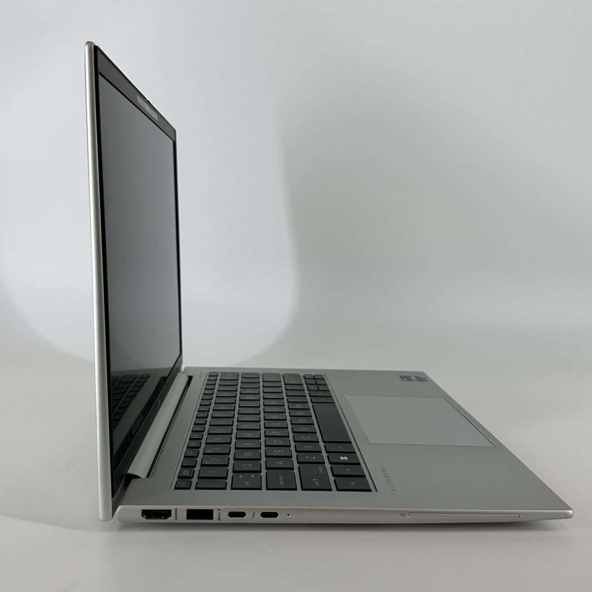 HP Elitebook 840 G10 14 Silver 1.9 GHz Intel Core i7 13th Gen. 32GB RAM 1TB Solid State Drive