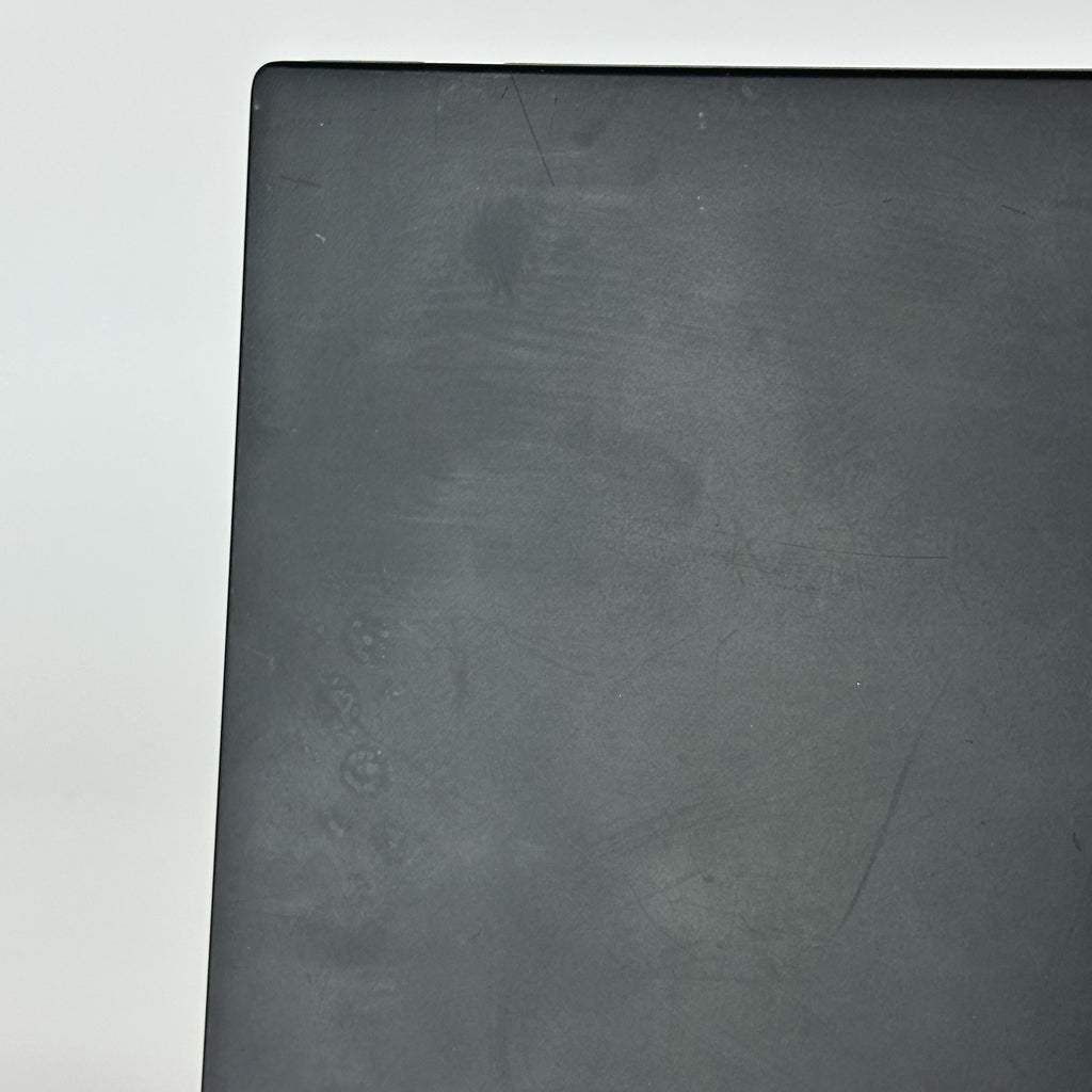 Lenovo ThinkPad X1 Carbon Gen 8 14 Black 1.7 GHz Intel Core i5 10th Gen. 16GB RAM 512GB Solid State Drive