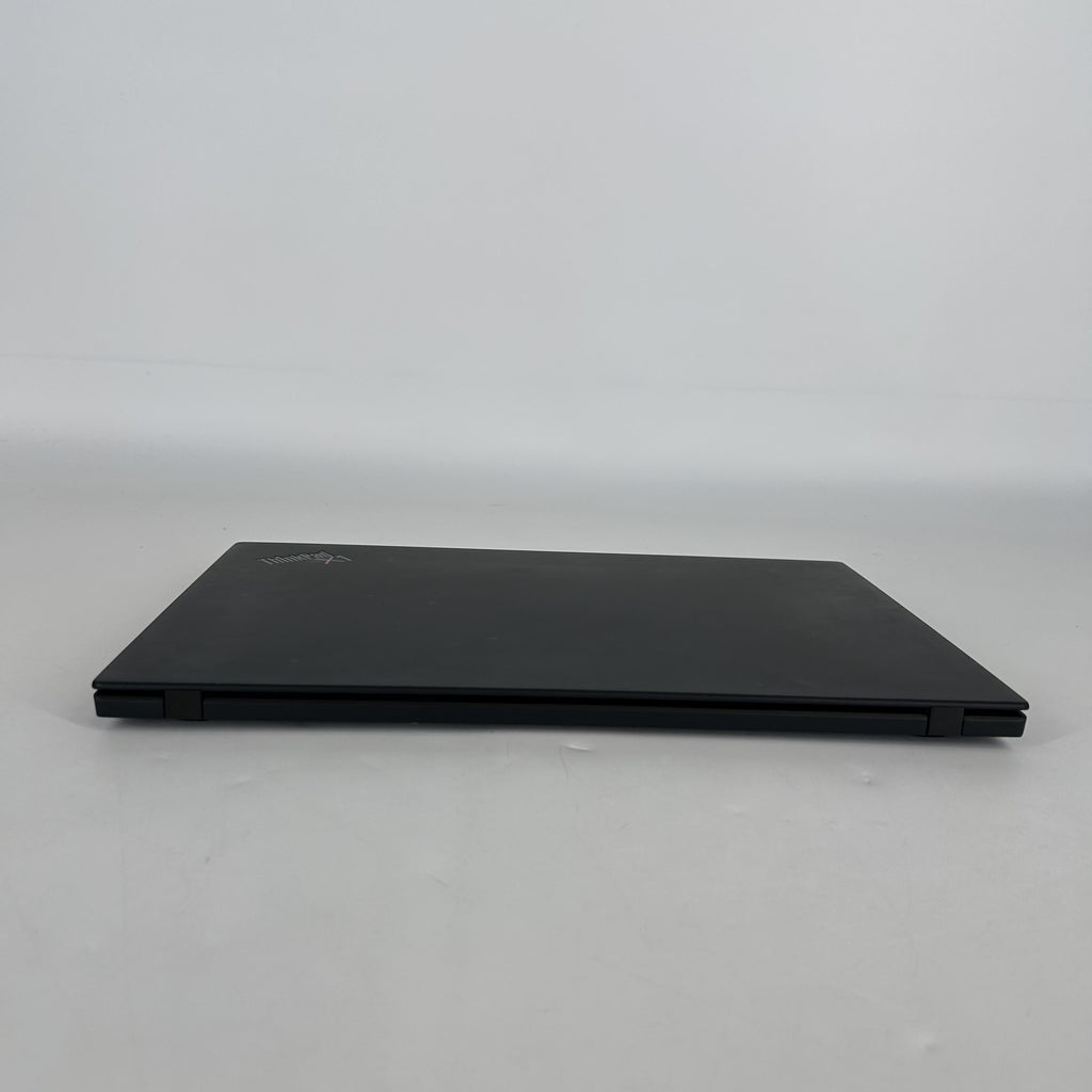 Lenovo ThinkPad X1 Carbon Gen 8 14 Black 1.8 GHz Intel Core i7 10th Gen. 16GB RAM 512GB Solid State Drive