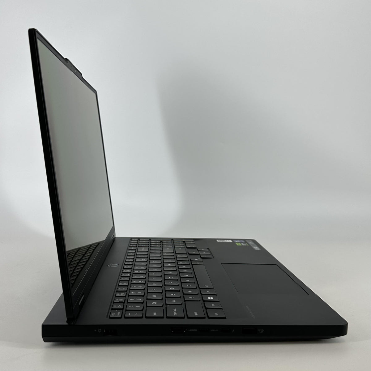 Lenovo Legion Pro 5i Gen 10 16 Black 2.4 GHz Intel Core Ultra 7 Series 2 32GB RAM 1TB Solid State Drive NVIDIA GeForce RTX 5070 8 GB