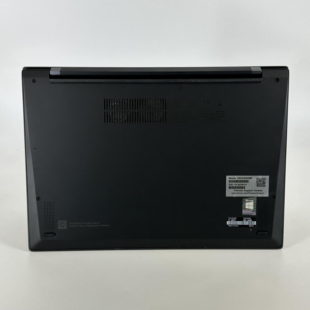 Lenovo ThinkPad X1 Carbon Gen 9 14 Black 3.0 GHz Intel Core i7 11th Gen. 16GB RAM 512GB Solid State Drive