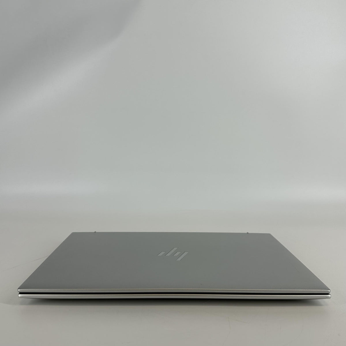 HP Elitebook 840 G10 14 Silver 1.9 GHz Intel Core i7 13th Gen. 16GB RAM 512GB Solid State Drive