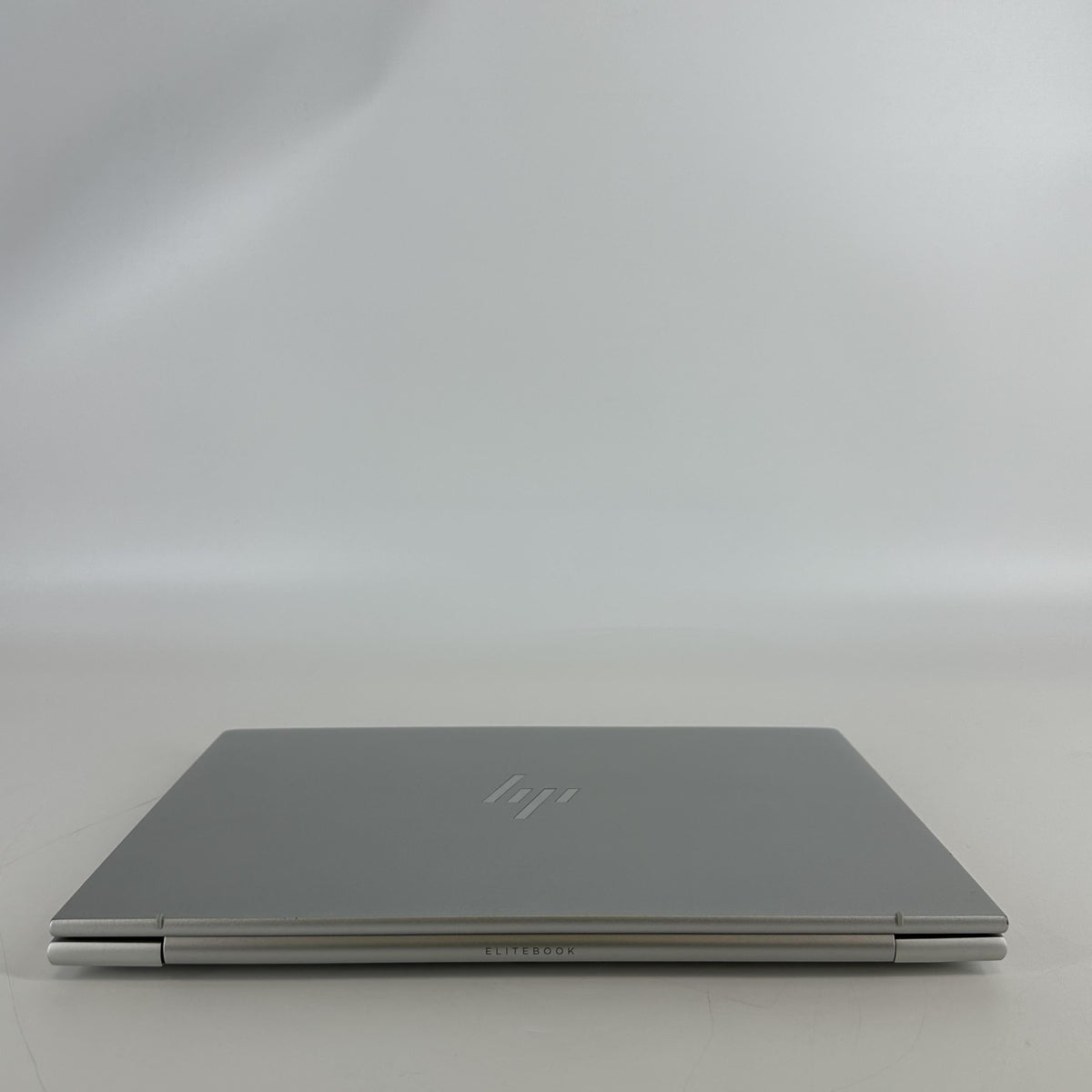 HP Elitebook 840 G10 14 Silver 1.9 GHz Intel Core i7 13th Gen. 16GB RAM 512GB Solid State Drive