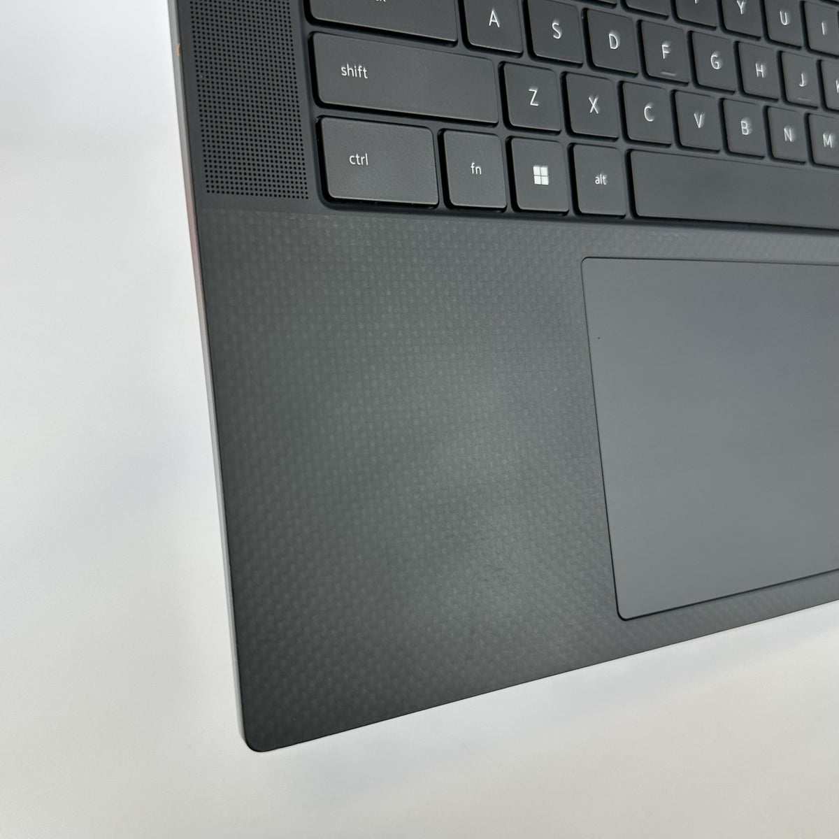 Dell Precision 5570 15.6 Gray 2.3 GHz Intel Core i7 12th Gen. 64GB RAM 512GB Solid State Drive NVIDIA RTX A1000 4 GB
