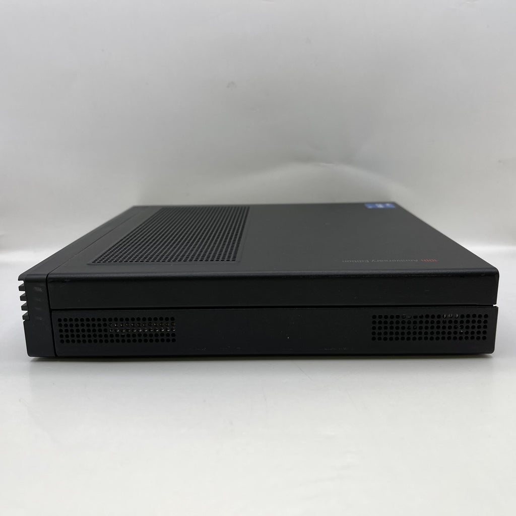 Lenovo ThinkCentre Tiny M90q 3.2 GHz Intel Core i5 12th Gen. 8GB RAM 256GB Solid State Drive