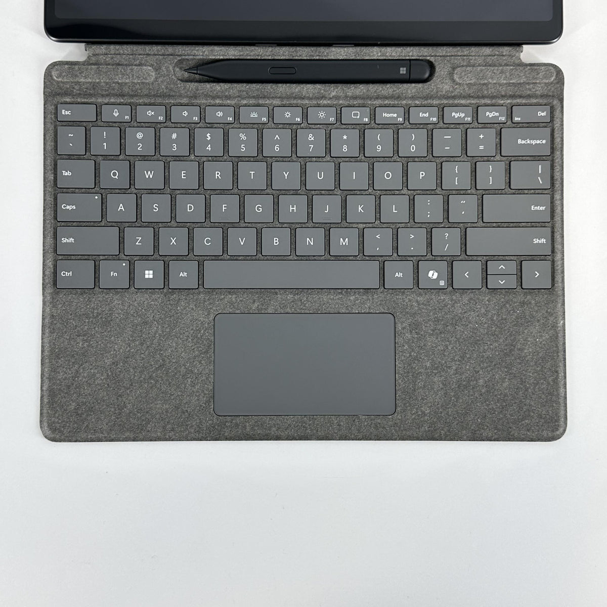 Microsoft Surface Pro 11 13 Black WiFi 3.4 GHz Qualcomm Snapdragon X Plus 16GB RAM 512GB Solid State Drive